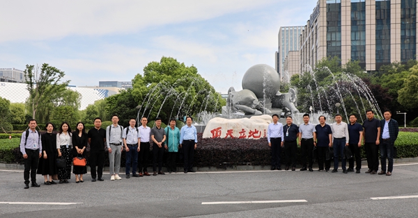 官网05.jpg