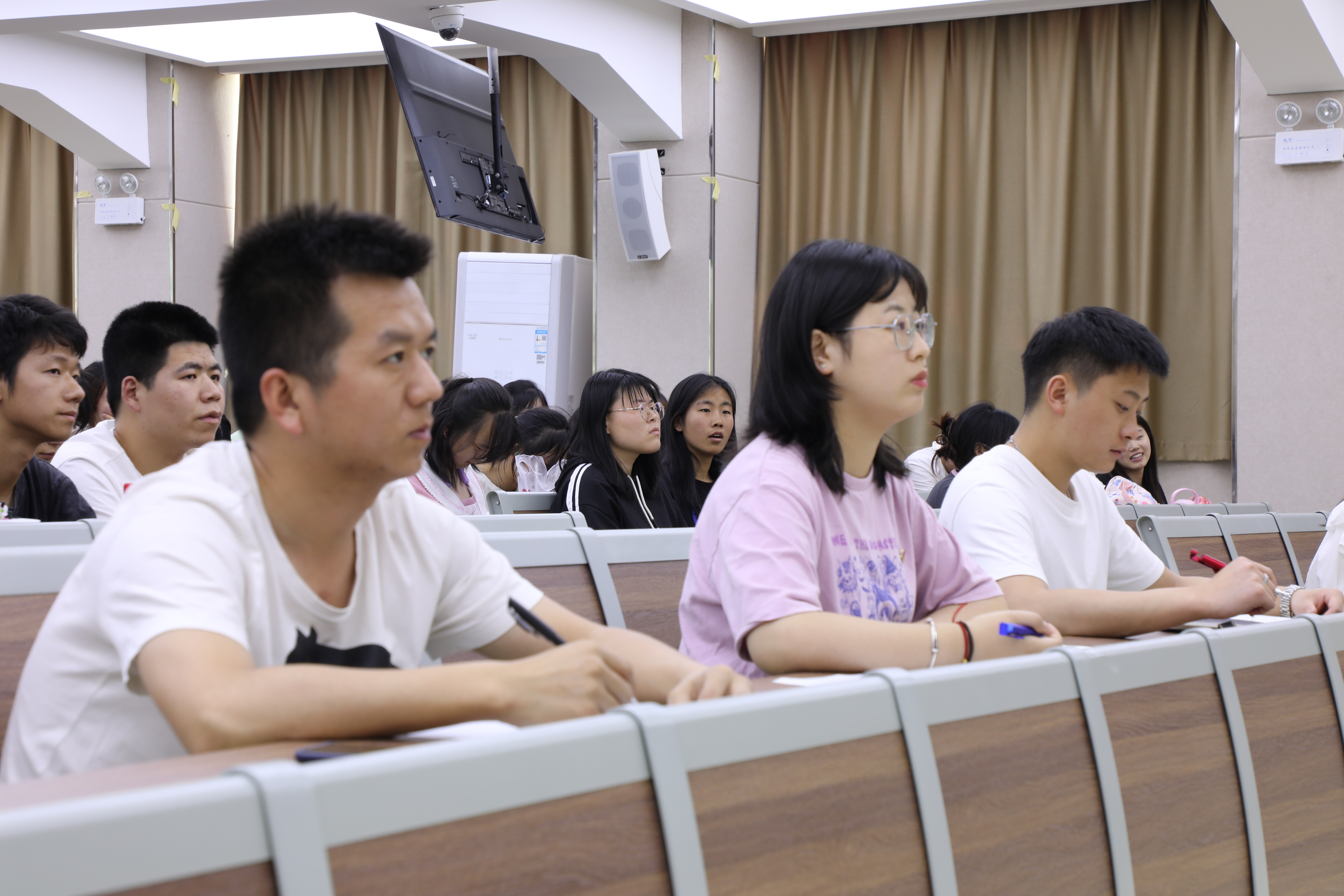 图(2).JPG 图(2).JPG