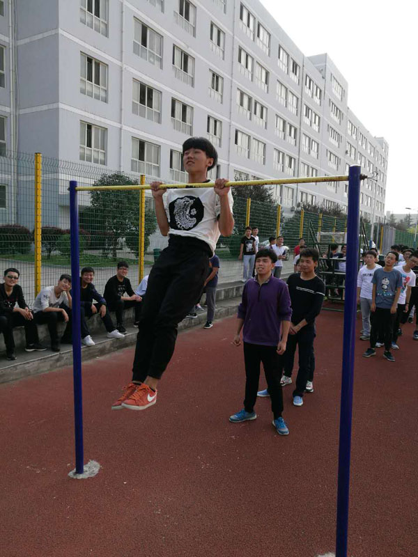 引体向上.jpg