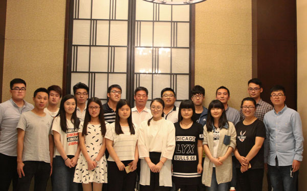 08苏州学生老师座谈会合影.jpg